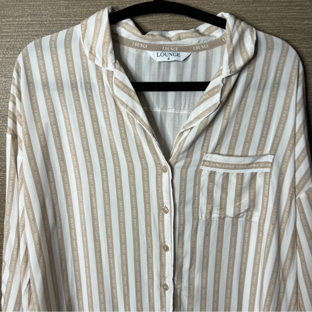 Lounge women’s sleep shirt tan & white stripped size small